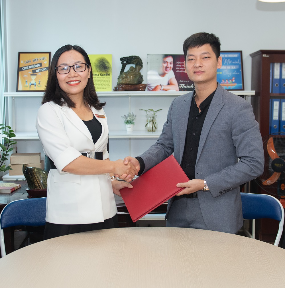 CEO công ty