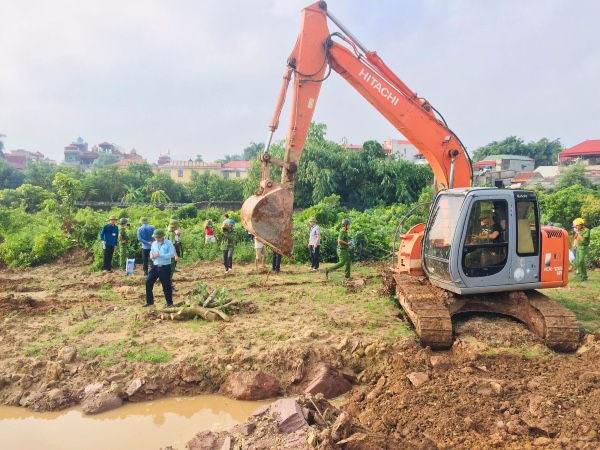Người bị thu hồi đất có được nhận quyết định thu hồi đất không?
