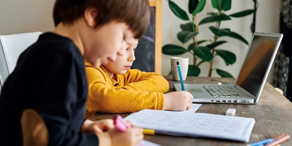 Thành lập trung tâm ngoại ngữ có vốn đầu tư nước ngoài